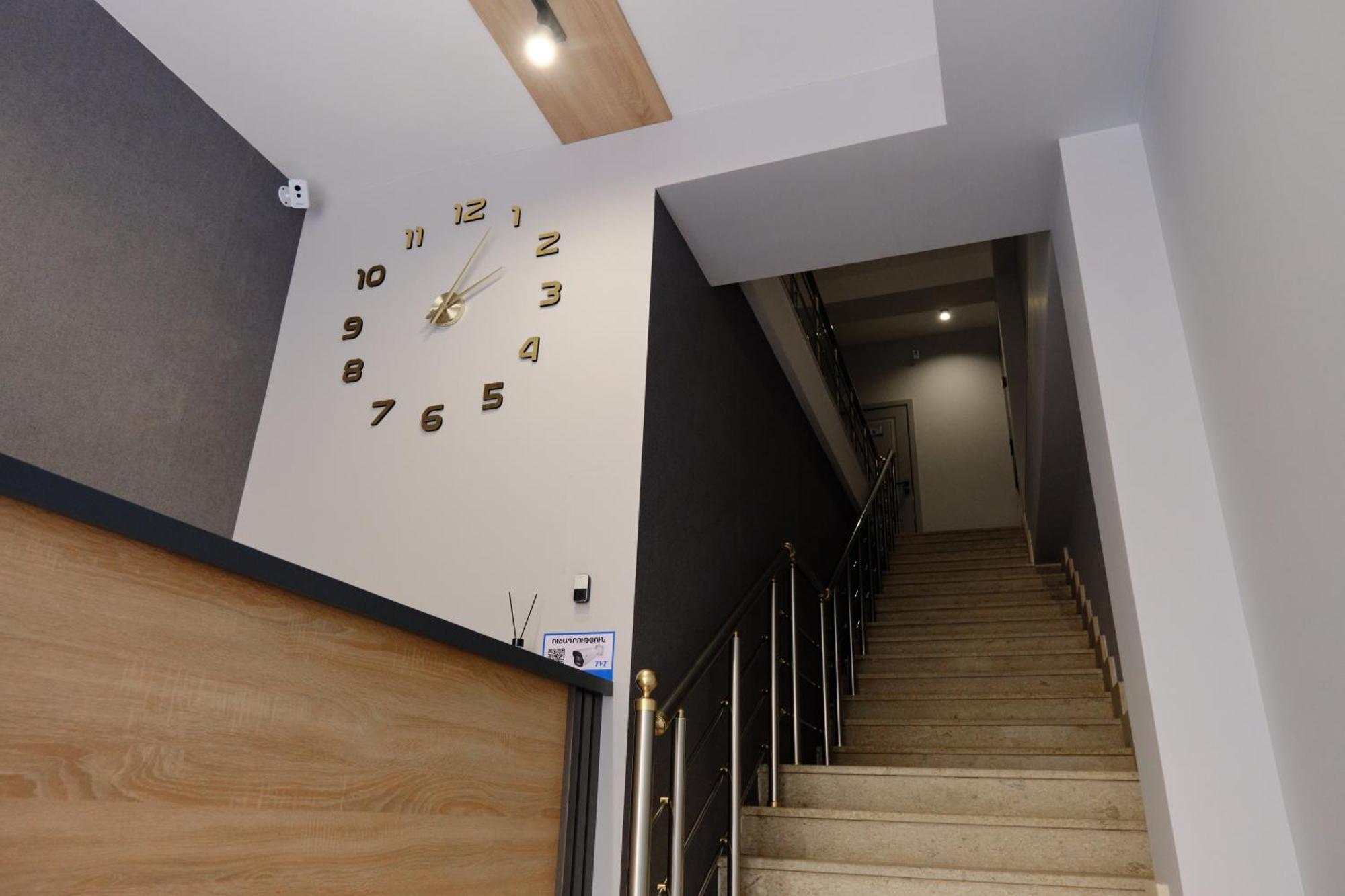 Loft Family Hotel ไอจ์เวิน ภายนอก รูปภาพ