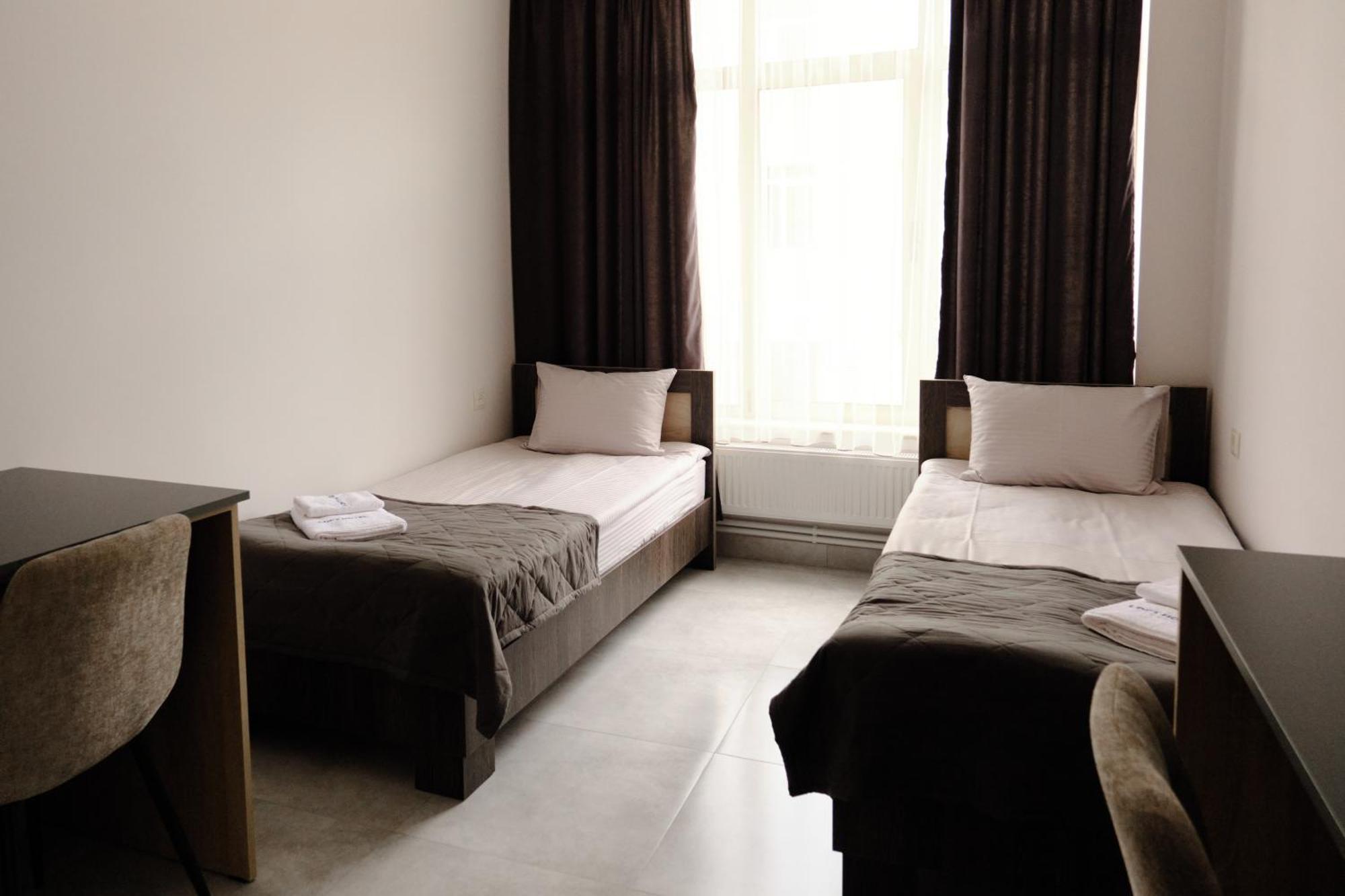 Loft Family Hotel ไอจ์เวิน ภายนอก รูปภาพ